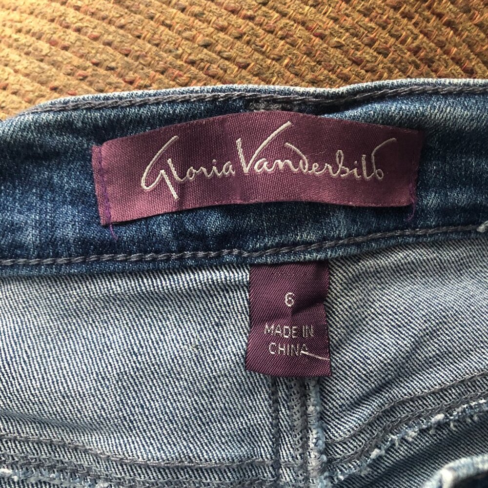 Woman's Gloria Vanderbilt Jeans Size 6 Straight Leg Amanda Like New - Picture 6 of 8